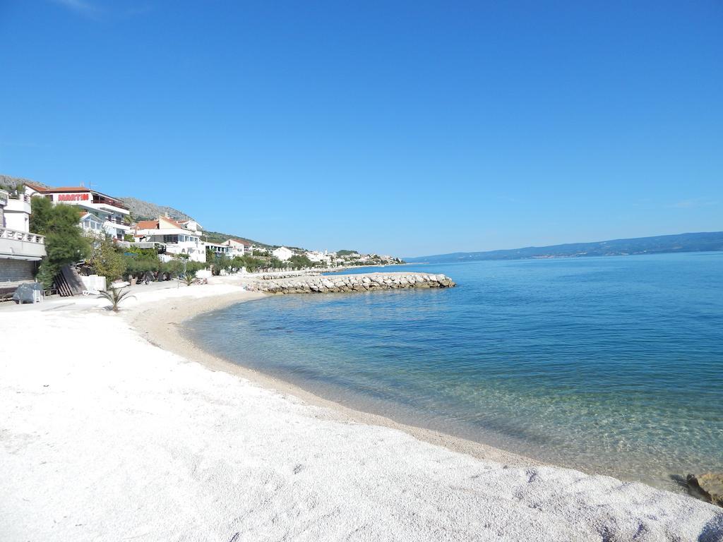 Sea Star Apartments Podstrana Bagian luar foto